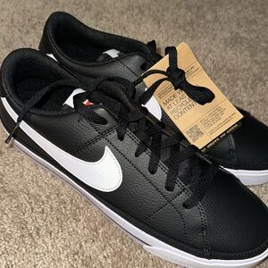 Mens Nike Court Legacy Shoes